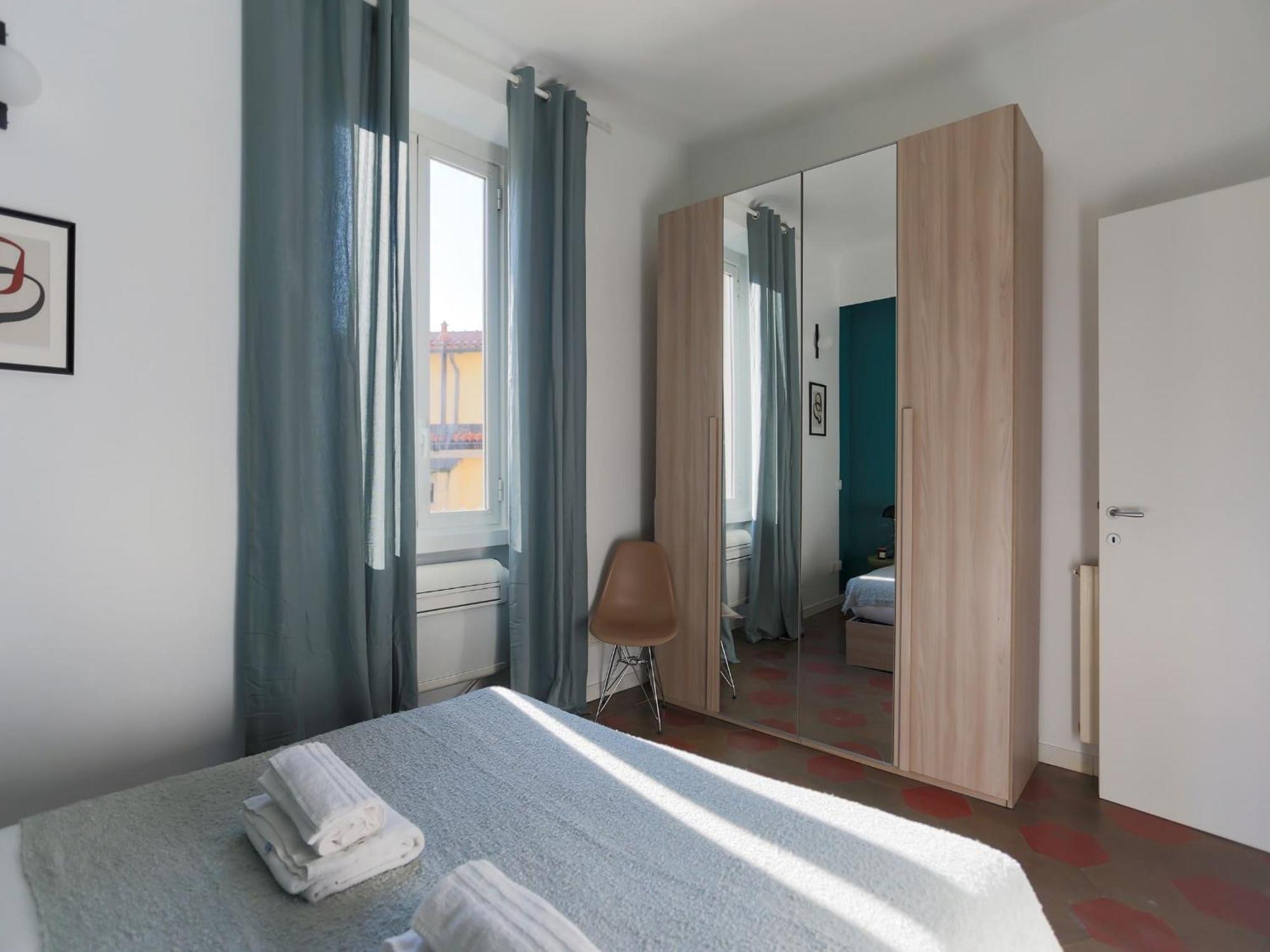 The Rent - Spacious Two Bedrooms Near Porta Romana Apartment *
