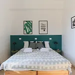 Spacious two bedrooms apartment in Porta Romana